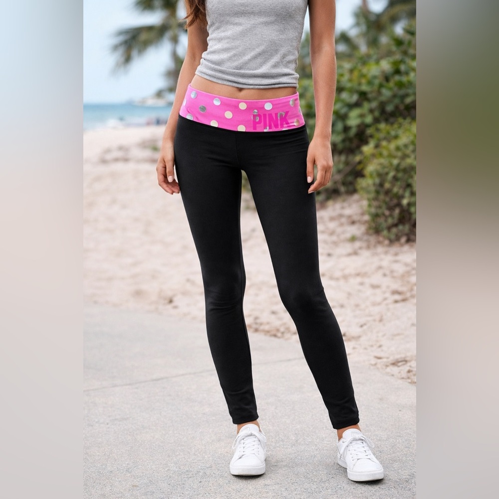 🌸 Pink Victoria’s Secret Black Leggings – XS